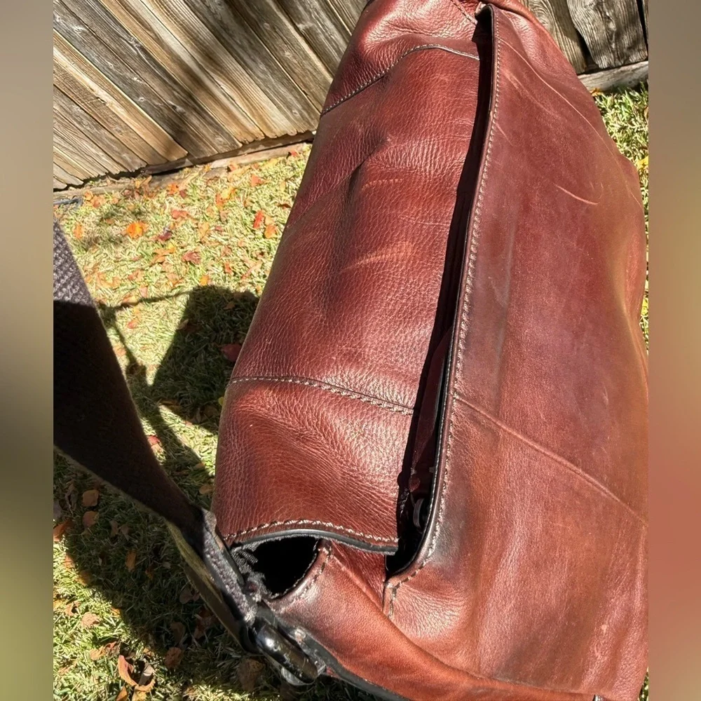 ▶️ Fossil ◀️ Brown Leather Messenger Computer Bag